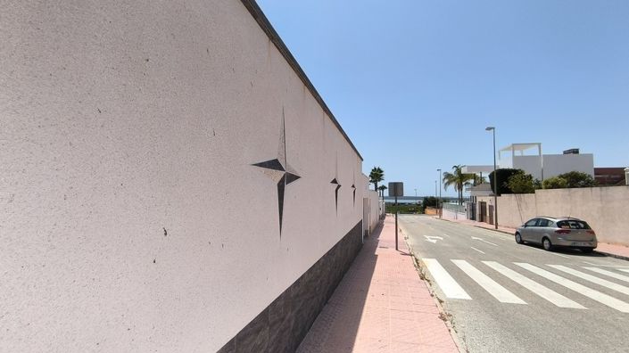 Image No.44-4 Bed Villa for sale