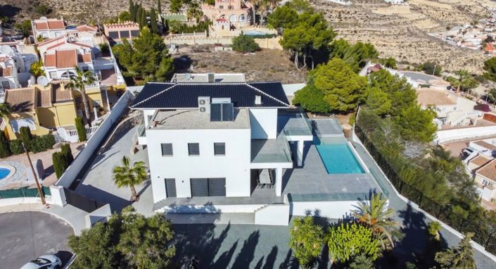 Image No.34-5 Bed Villa for sale