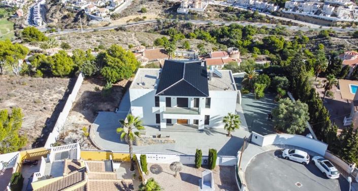 Image No.36-5 Bed Villa for sale