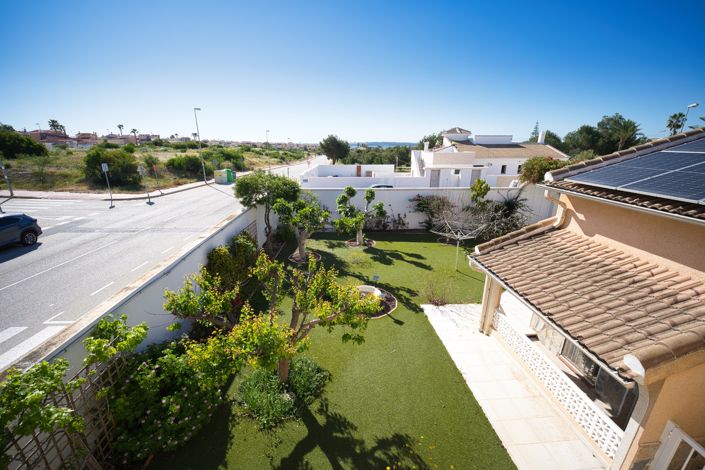 Image No.25-4 Bed Villa for sale