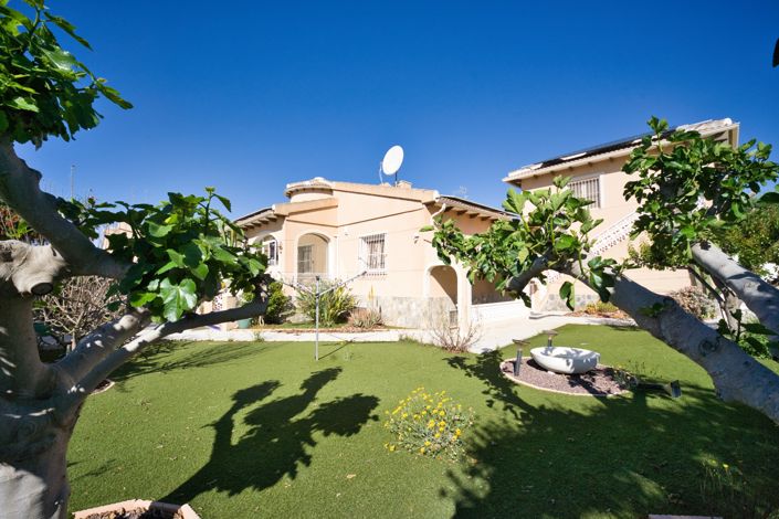 Image No.26-4 Bed Villa for sale