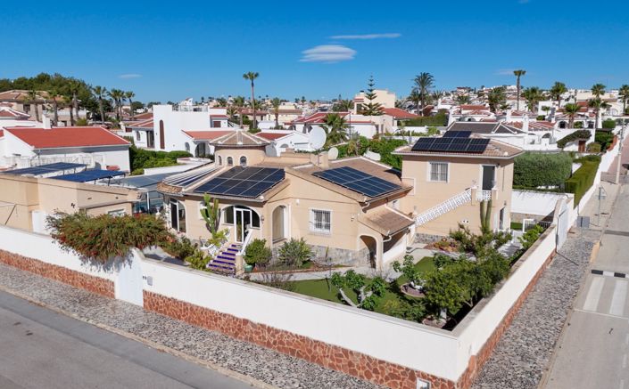 Image No.44-4 Bed Villa for sale