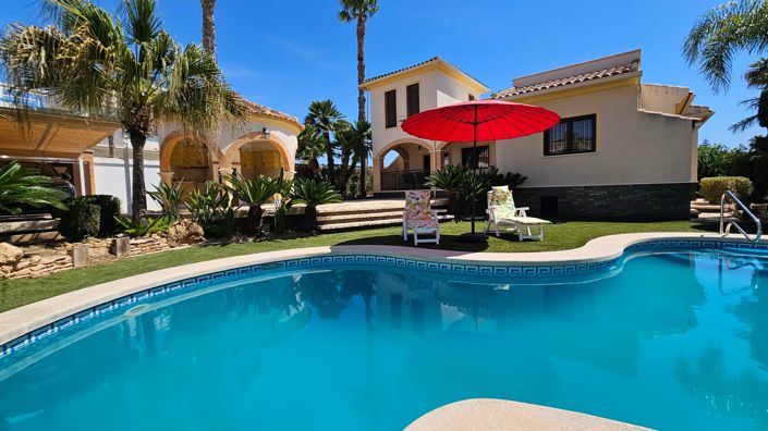 Image No.13-4 Bed Villa for sale