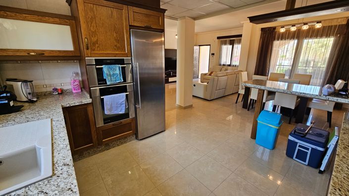 Image No.34-4 Bed Villa for sale