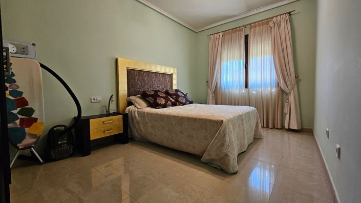 Image No.39-4 Bed Villa for sale