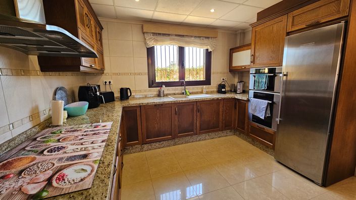 Image No.4-4 Bed Villa for sale