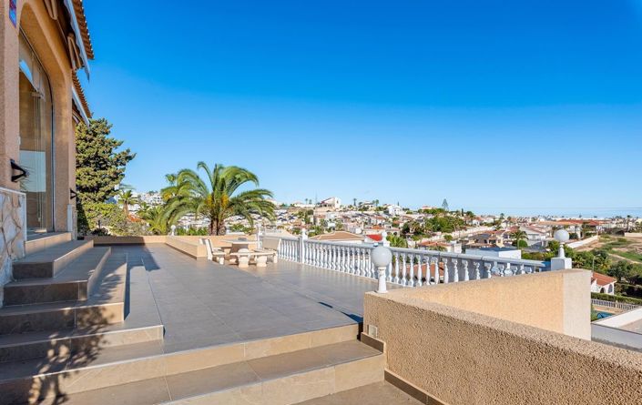 Image No.27-4 Bed Villa for sale