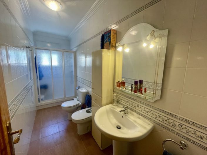 Image No.17-4 Bed Villa for sale