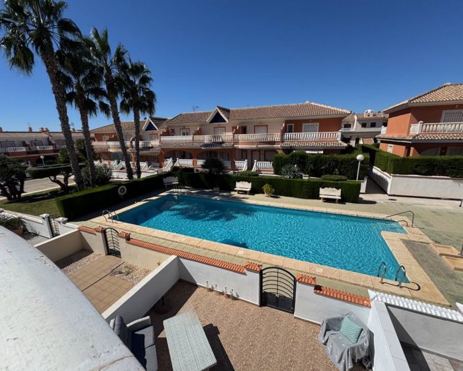 Image No.21-3 Bed Townhouse for sale