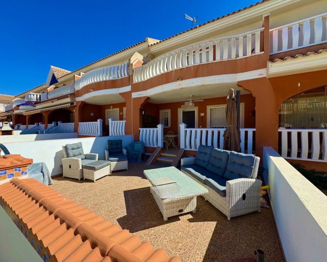 Image No.9-3 Bed Townhouse for sale