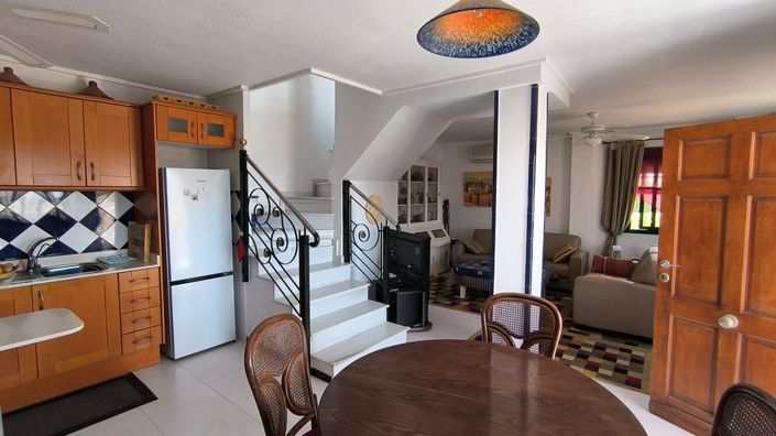 Image No.3-3 Bed Townhouse for sale