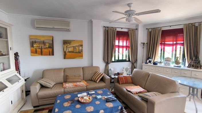 Image No.5-3 Bed Townhouse for sale