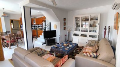 o1iuj0lhof8cu1qps161tqp61di72m