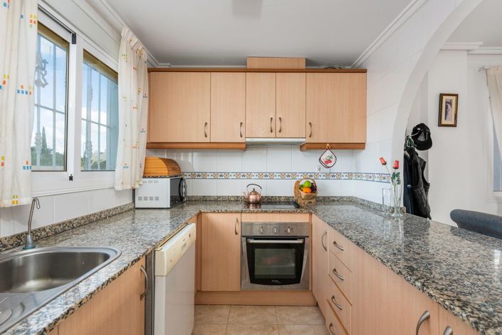 Image No.4-4 Bed House for sale