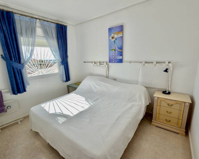 Image No.6-3 Bed Townhouse for sale