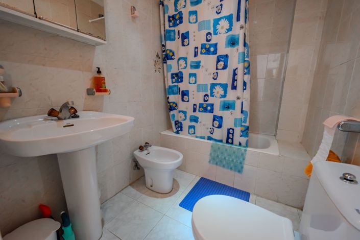 Image No.4-3 Bed Townhouse for sale