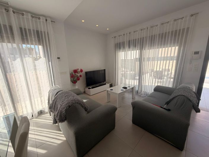 Image No.5-4 Bed House for sale