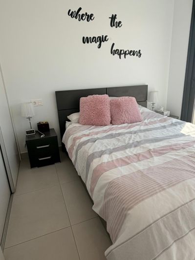 Image No.6-4 Bed House for sale