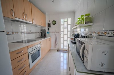 o1jn7cbihv1alnudn67v1f59poq2i