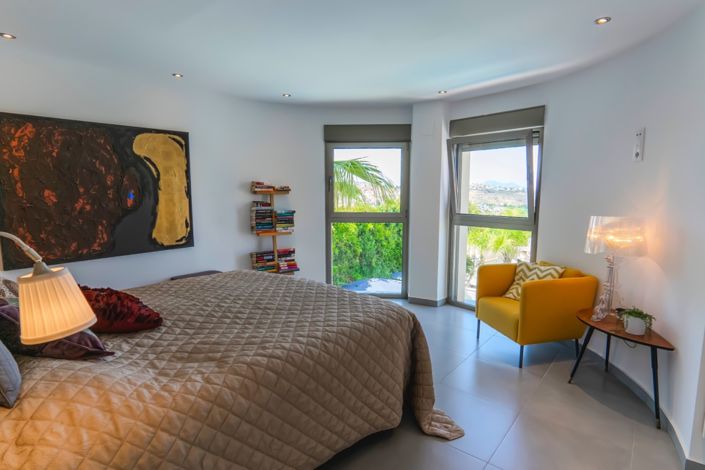 Image No.24-4 Bed Villa for sale