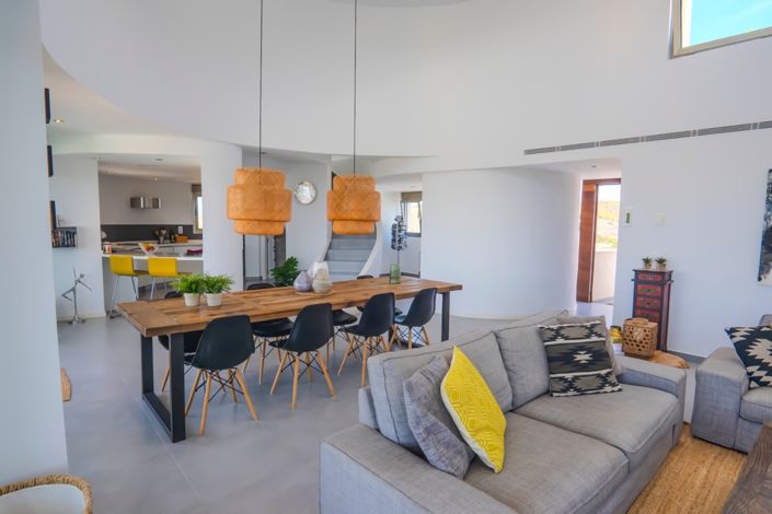 Image No.3-4 Bed Villa for sale