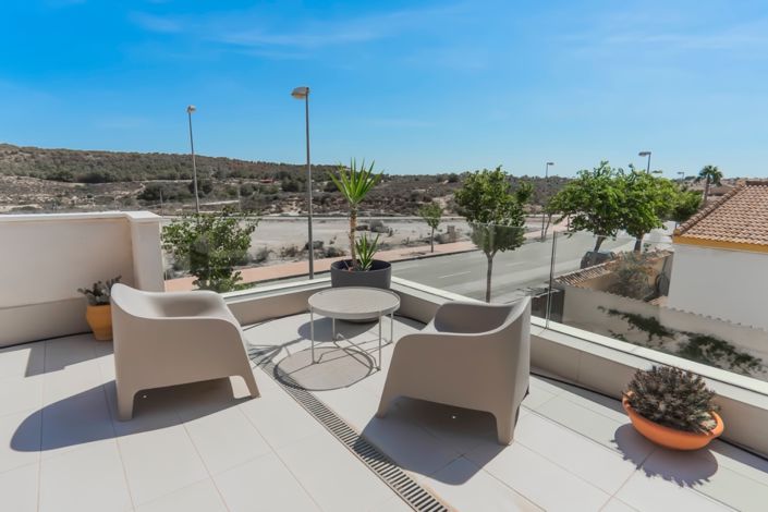 Image No.30-4 Bed Villa for sale