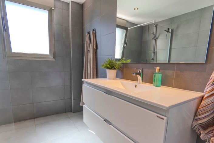 Image No.35-4 Bed Villa for sale