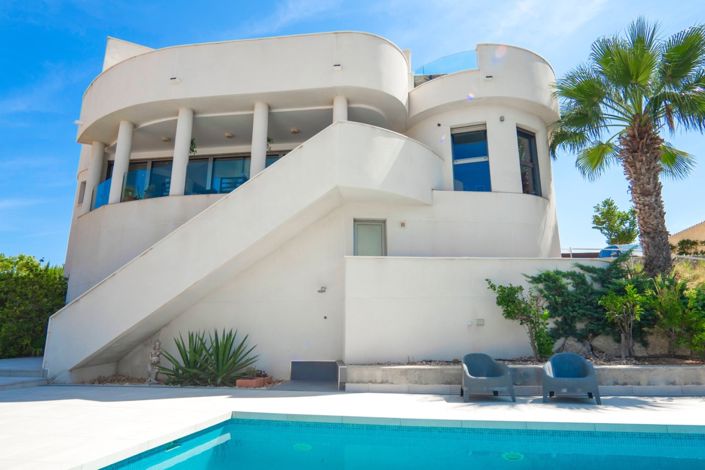 Image No.37-4 Bed Villa for sale