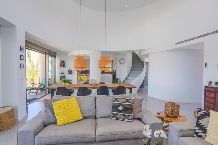 Image No.5-4 Bed Villa for sale