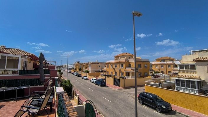 Image No.28-3 Bed House for sale