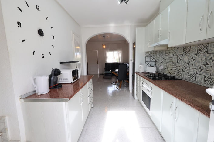 Image No.3-2 Bed House for sale
