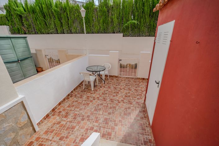 Image No.36-2 Bed Townhouse for sale