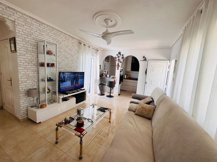 Image No.14-2 Bed House for sale