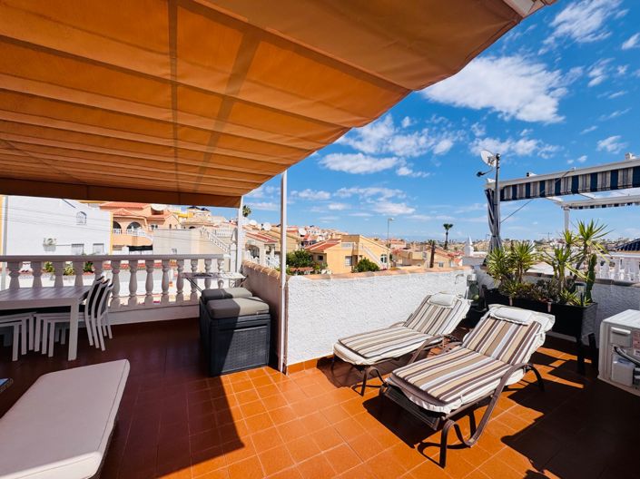 Image No.21-2 Bed House for sale