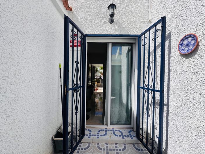 Image No.24-2 Bed House for sale