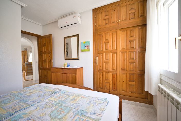 Image No.16-5 Bed Villa for sale