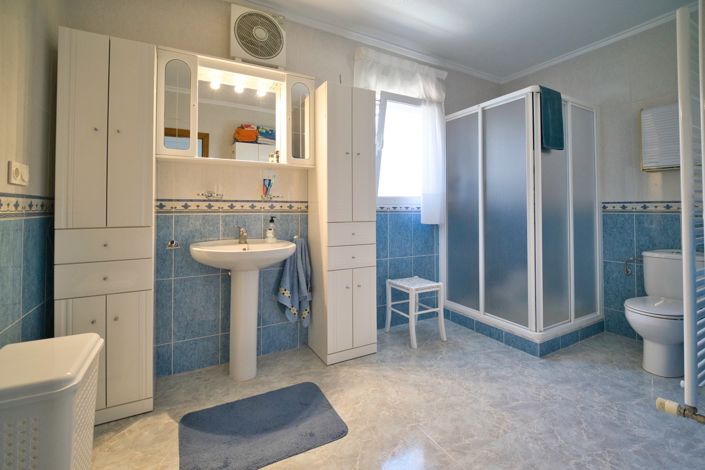 Image No.22-5 Bed Villa for sale