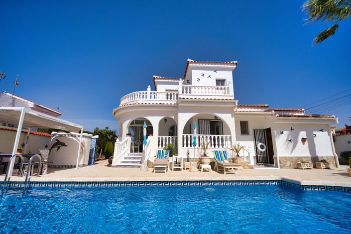 Image No.32-5 Bed Villa for sale