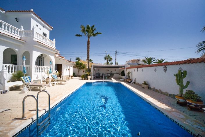 Image No.35-5 Bed Villa for sale