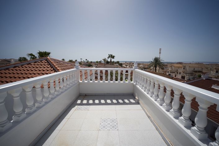 Image No.50-5 Bed Villa for sale