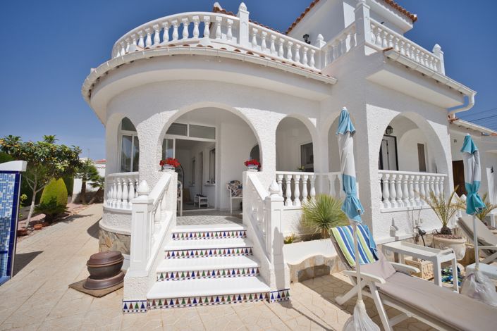 Image No.52-5 Bed Villa for sale