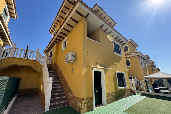 Image No.23-3 Bed Villa for sale