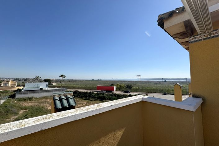 Image No.28-3 Bed Villa for sale