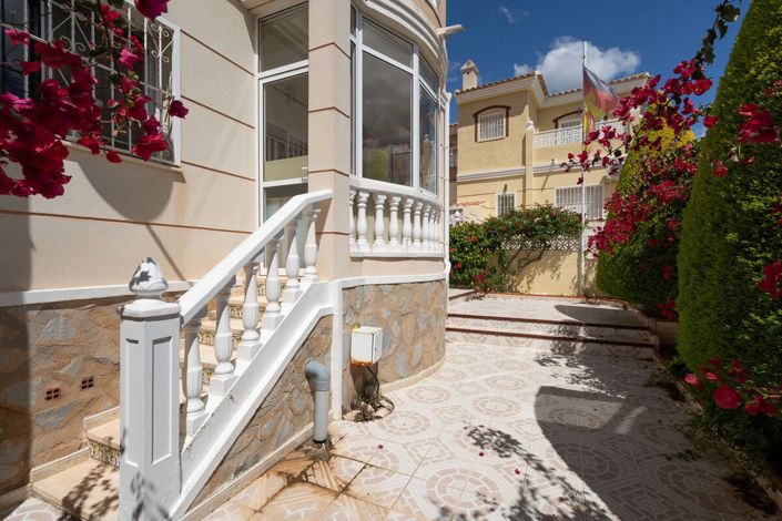 Image No.19-2 Bed Apartment for sale