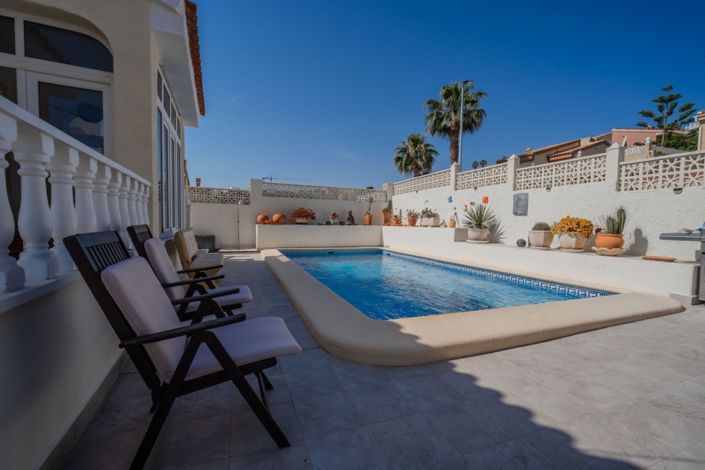 Image No.38-4 Bed Villa for sale