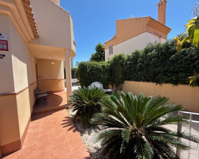 Image No.17-3 Bed Villa for sale