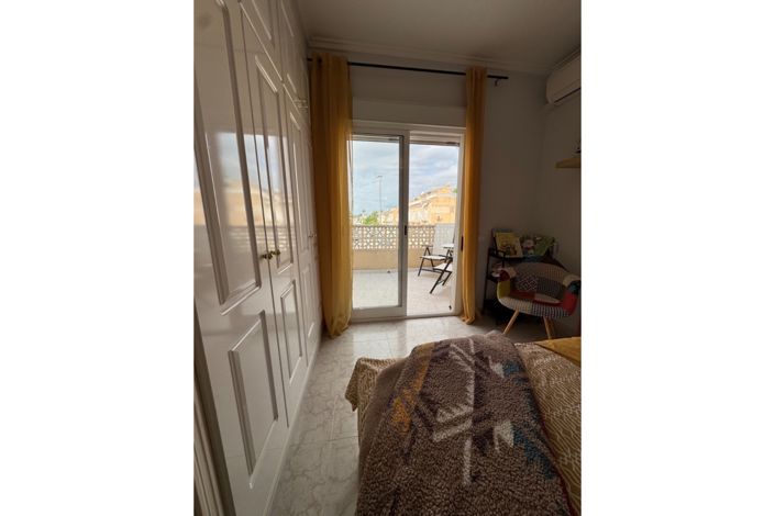 Image No.16-2 Bed House for sale