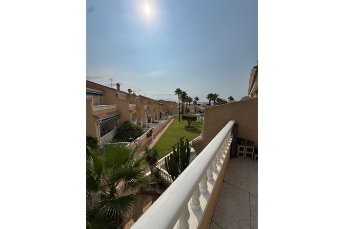 Image No.20-2 Bed House for sale