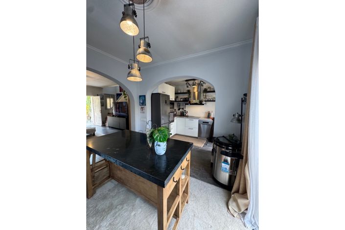 Image No.9-2 Bed House for sale