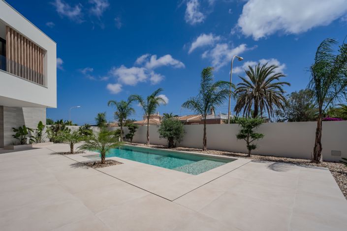 Image No.22-4 Bed Villa for sale